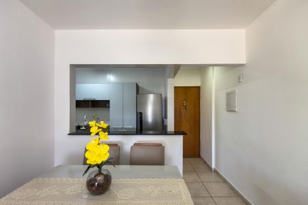 Apartamento para alugar com 80m², 2 quartos e 2 vagas Apartamento para alugar com 80m², 2 quartos e 2 vagasCozinha