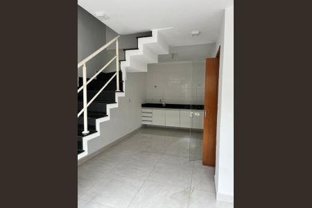 Foto 08 de casa de condomínio para alugar com 2 quartos, 90m² em Vila Isolina Mazzei, São Paulo