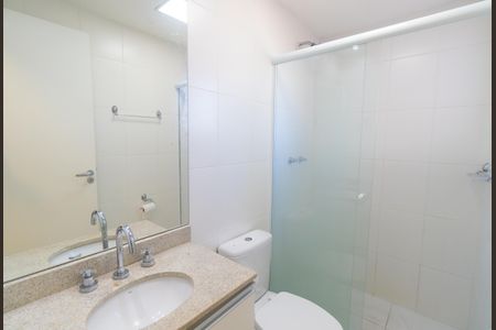 Apartamento para alugar com 63m², 2 quartos e 1 vaga Apartamento para alugar com 63m², 2 quartos e 1 vagaBanheiro da Suíte