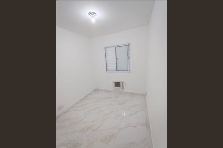 Quarto de apartamento para alugar com 2 quartos, 48m² em Cidade Ocian, Praia Grande