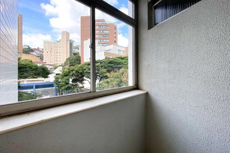 Apartamento à venda com 165m², 4 quartos e 1 vagaVaranda da Suite 1