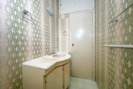 Apartamento à venda com 165m², 4 quartos e 1 vagaBanheiro da Suíte 1