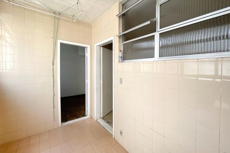 Apartamento à venda com 165m², 4 quartos e 1 vagaÁrea de Serviço