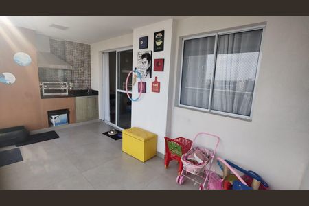 Apartamento à venda com 93m², 3 quartos e 2 vagas Apartamento à venda com 93m², 3 quartos e 2 vagasVaranda