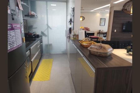 Cozinha de apartamento à venda com 3 quartos, 93m² em Vila Bastos, Santo André