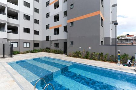 Apartamento para alugar com 40m², 2 quartos e sem vaga Apartamento para alugar com 40m², 2 quartos e sem vagaÁrea comum - Piscina
