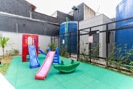 Apartamento para alugar com 40m², 2 quartos e sem vaga Apartamento para alugar com 40m², 2 quartos e sem vagaÁrea comum - Playground