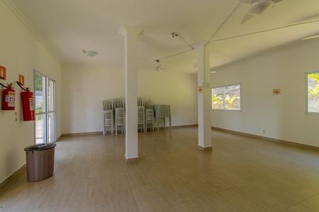 Apartamento para alugar com 49m², 2 quartos e 1 vagaÁrea comum - Salão de festas