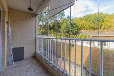 Varanda da Sala de apartamento para alugar com 2 quartos, 49m² em Lajeado, Cotia