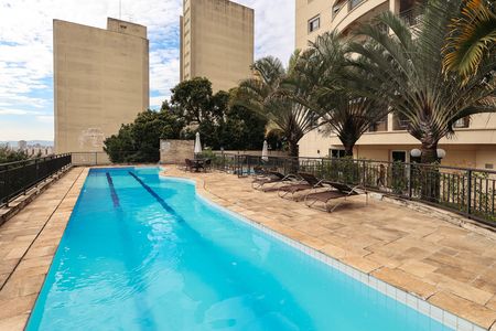 Apartamento à venda com 80m², 3 quartos e 2 vagasÁrea Comum - Piscina