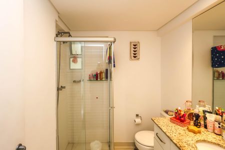 Apartamento à venda com 80m², 3 quartos e 2 vagasBanheiro Social