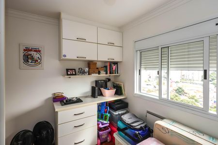 Apartamento à venda com 80m², 3 quartos e 2 vagasQuarto 2