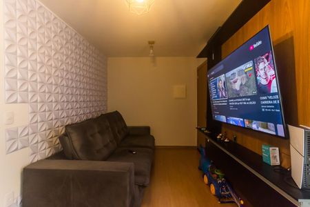 Sala de apartamento para alugar com 2 quartos, 42m² em Saubana, Mogi das Cruzes