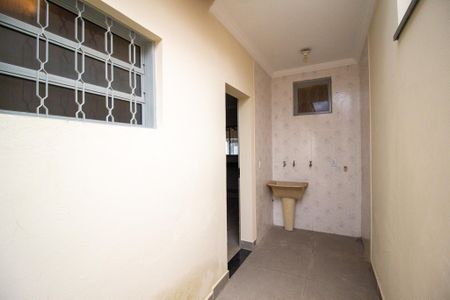 Casa para alugar com 104m², 3 quartos e 4 vagas Casa para alugar com 104m², 3 quartos e 4 vagasÁrea de Serviço