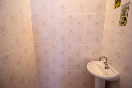 Casa para alugar com 104m², 3 quartos e 4 vagas Casa para alugar com 104m², 3 quartos e 4 vagasBanheiro Externo