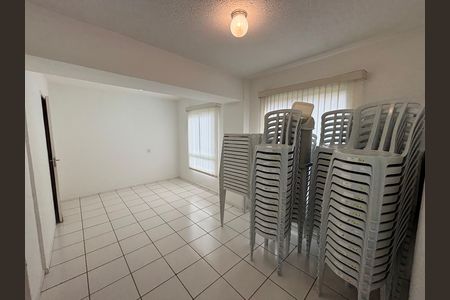 Apartamento à venda com 49m², 2 quartos e 1 vaga Apartamento à venda com 49m², 2 quartos e 1 vagaSalão de festas