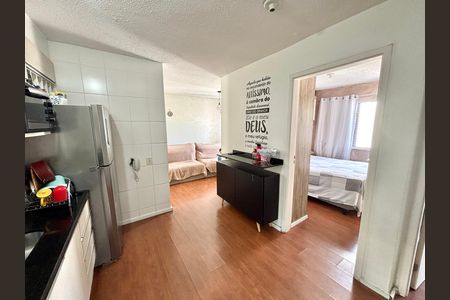 Apartamento à venda com 49m², 2 quartos e 1 vaga Apartamento à venda com 49m², 2 quartos e 1 vagaCozinha - Armários