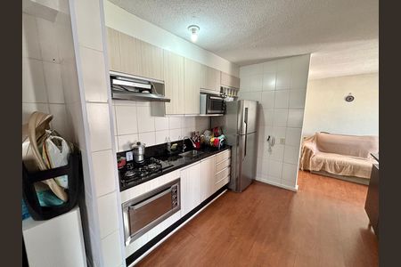 Apartamento à venda com 49m², 2 quartos e 1 vaga Apartamento à venda com 49m², 2 quartos e 1 vagaCozinha - Armários
