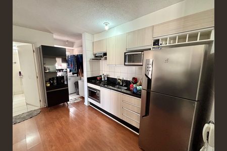 Apartamento à venda com 49m², 2 quartos e 1 vaga Apartamento à venda com 49m², 2 quartos e 1 vagaCozinha - Armários