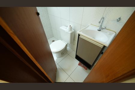 Apartamento à venda com 55m², 2 quartos e 1 vagaBanheiro Social