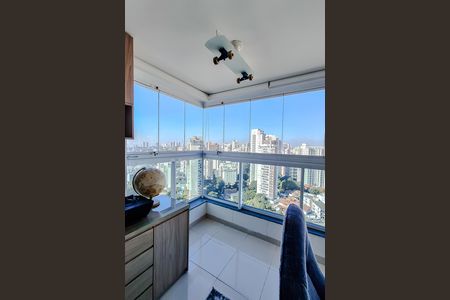 Apartamento à venda com 150m², 3 quartos e 3 vagas Apartamento à venda com 150m², 3 quartos e 3 vagasVaranda da Suíte 2