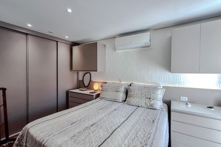 Apartamento à venda com 150m², 3 quartos e 3 vagas Apartamento à venda com 150m², 3 quartos e 3 vagasQuarto 1 - Suíte