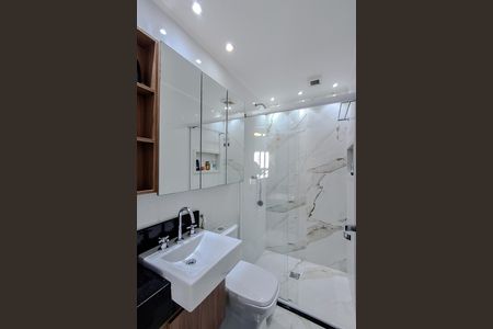 Apartamento à venda com 150m², 3 quartos e 3 vagas Apartamento à venda com 150m², 3 quartos e 3 vagasBanheiro da Suíte 3
