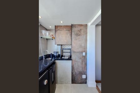Apartamento à venda com 150m², 3 quartos e 3 vagas Apartamento à venda com 150m², 3 quartos e 3 vagasVaranda