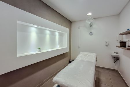 Apartamento à venda com 150m², 3 quartos e 3 vagas Apartamento à venda com 150m², 3 quartos e 3 vagasSpa