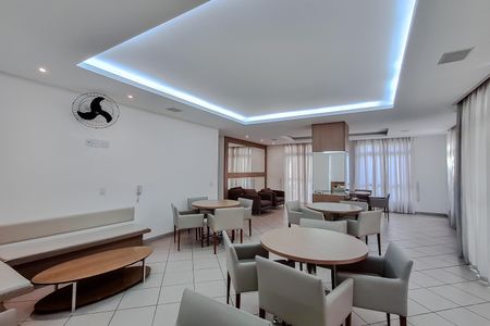 Apartamento à venda com 150m², 3 quartos e 3 vagas Apartamento à venda com 150m², 3 quartos e 3 vagasÁrea comum - Salão de festas