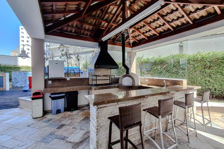 Apartamento à venda com 150m², 3 quartos e 3 vagas Apartamento à venda com 150m², 3 quartos e 3 vagasÁrea comum - Churrasqueira