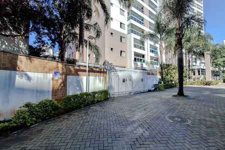 Apartamento à venda com 150m², 3 quartos e 3 vagas Apartamento à venda com 150m², 3 quartos e 3 vagasFachada com Plaquinha