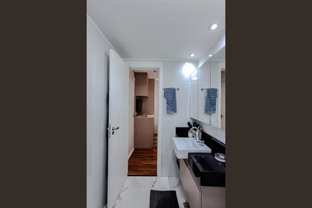 Apartamento à venda com 150m², 3 quartos e 3 vagas Apartamento à venda com 150m², 3 quartos e 3 vagasBanheiro da Suíte