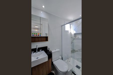 Apartamento à venda com 150m², 3 quartos e 3 vagas Apartamento à venda com 150m², 3 quartos e 3 vagasBanheiro da Suíte 2