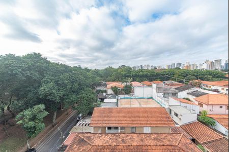 Apartamento para alugar com 64m², 2 quartos e sem vaga
