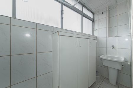 Apartamento para alugar com 64m², 2 quartos e sem vaga