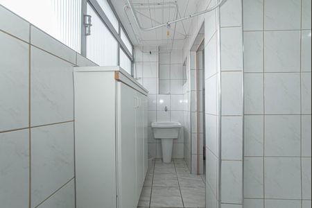 Apartamento para alugar com 64m², 2 quartos e sem vaga