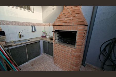 Casa à venda com 240m², 4 quartos e 3 vagas Casa à venda com 240m², 4 quartos e 3 vagasFoto 24