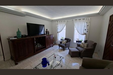 Foto 05 de casa à venda com 4 quartos, 240m² em Vila Joaquim Inacio, Campinas