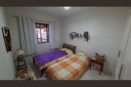 Casa à venda com 240m², 4 quartos e 3 vagas Casa à venda com 240m², 4 quartos e 3 vagasFoto 18