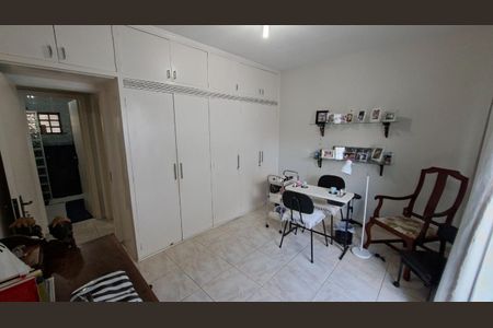 Casa à venda com 240m², 4 quartos e 3 vagas Casa à venda com 240m², 4 quartos e 3 vagasFoto 14