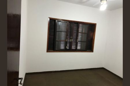 Quarto 2 de casa para alugar com 2 quartos, 150m² em Vila Regente Feijó, São Paulo