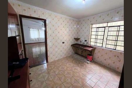 Casa para alugar com 150m², 2 quartos e 1 vaga Casa para alugar com 150m², 2 quartos e 1 vagaBanheiro 1