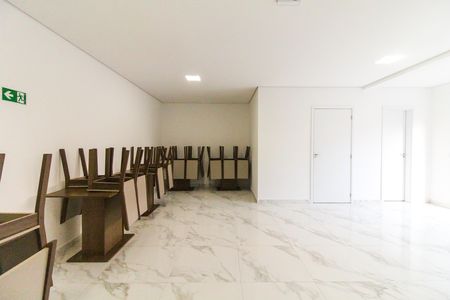 Apartamento para alugar com 36m², 1 quarto e sem vaga Apartamento para alugar com 36m², 1 quarto e sem vagaÁrea comum - Salão de festas