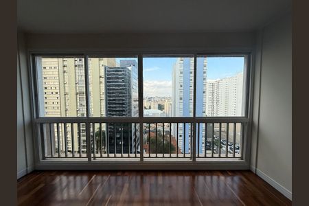 Apartamento à venda com 123m², 3 quartos e 1 vaga Apartamento à venda com 123m², 3 quartos e 1 vagaVaranda