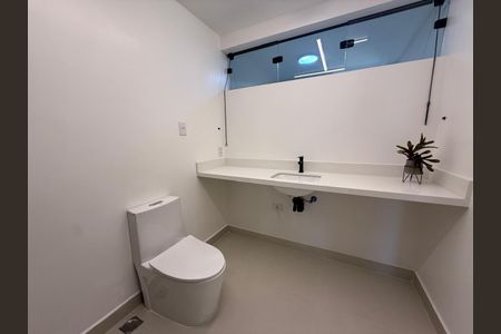 Apartamento à venda com 123m², 3 quartos e 1 vaga Apartamento à venda com 123m², 3 quartos e 1 vagaBanheiro