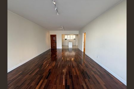 Apartamento à venda com 123m², 3 quartos e 1 vaga Apartamento à venda com 123m², 3 quartos e 1 vagaSala