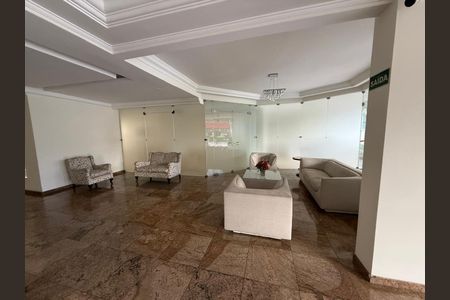 Apartamento à venda com 123m², 3 quartos e 1 vaga Apartamento à venda com 123m², 3 quartos e 1 vagaHall de Entrada