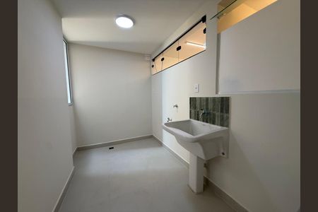 Apartamento à venda com 123m², 3 quartos e 1 vaga Apartamento à venda com 123m², 3 quartos e 1 vagaÁrea de Serviço