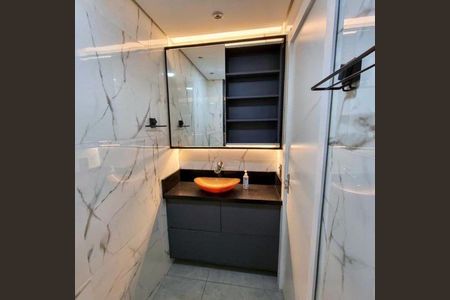 Apartamento à venda com 54m², 2 quartos e 1 vaga Apartamento à venda com 54m², 2 quartos e 1 vagaBanheiro